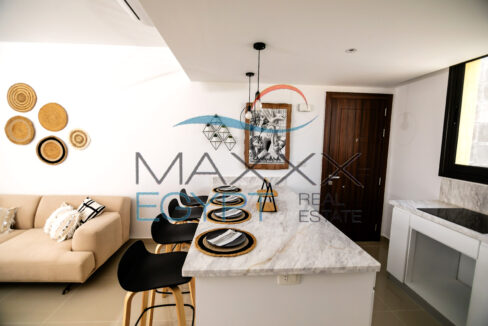 MAX_5770-2